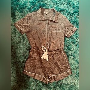Victoria’s Secret pajama set